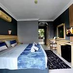 Summer Rose Hotel